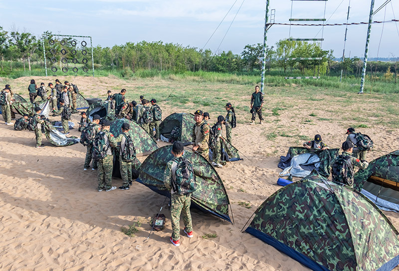 拓展軍事夏令營